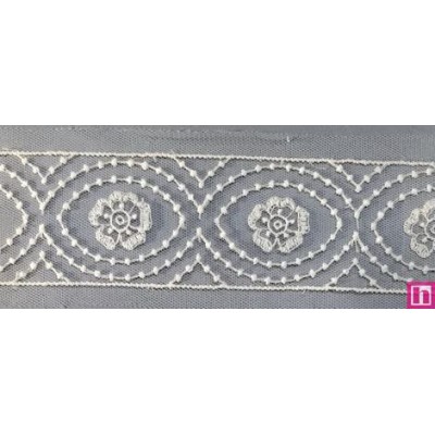 67159 ENTREDOS TUL BORDADO HELINA 43 MM. POLIESTER 100% MARFIL Venta en piezas de 13.00 M