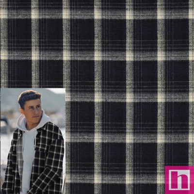 P94-3693-001 VIYELA CUADROS BRODIE (03) 145 CM. 150 GR/M2. POLIESTER 100% MARINO/MARFIL Venta en piezas de 6.00 M