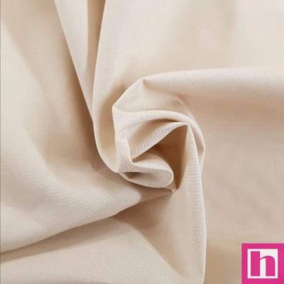 46752 AMBER POPELIN LISO (07) 1.50 M. POL.65%-ALGODÓN 35% BEIG Venta en piezas de 7.00 M