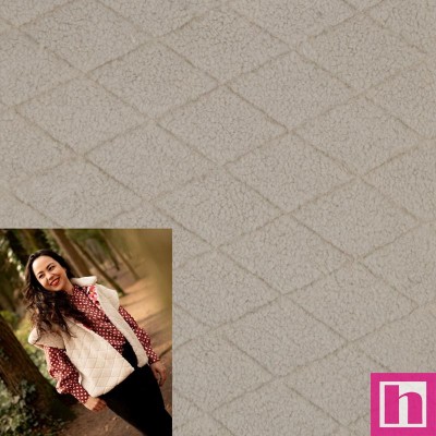 P94-3352-002 BORREGUITO DIAMANTE (01) 154 CM. 370 GR/M2. POLIESTER 100% MARFIL Venta en piezas de 6.00 M