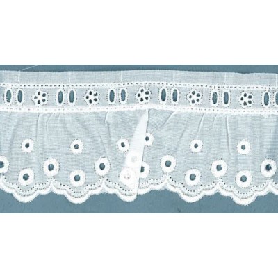 15978-000 BORDADO FRUNCIDO BATISTA VUELA POLIESTER 60%-ALGODON 40% BLANCO Venta en piezas de 11.00 M