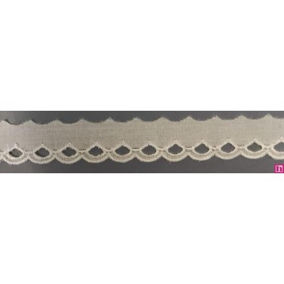 67148 REMATE BATISTA DAILA 12 MM. ALGODON 100% BLANCO Venta en piezas de 13.80 M