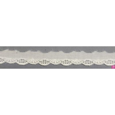 67151 REMATE BATISTA GALA 9 MM. ALGODON 100% BLANCO Venta en piezas de 13.80 M