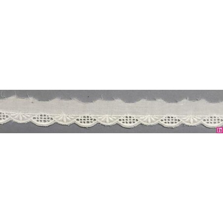 67151 REMATE BATISTA GALA 9 MM. ALGODON 100% BLANCO Venta en piezas de 13.80 M