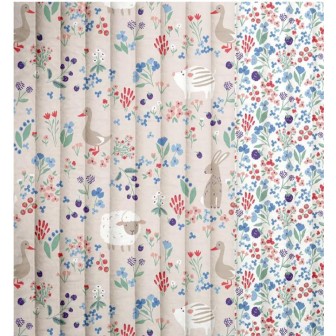 67647 ACOLCHADO ESTAMPADO BERRIES (01) 144 CM. 310 GR/M2. ALGODON 100% GRIS/BLANCO Venta en piezas de 5.00 M