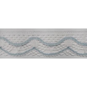 9622-001 PUNTILLA BOLILLO KEILY 45 MM. POLIESTER 100% BLANCO/CELESTE Venta en piezas de 25.00 M