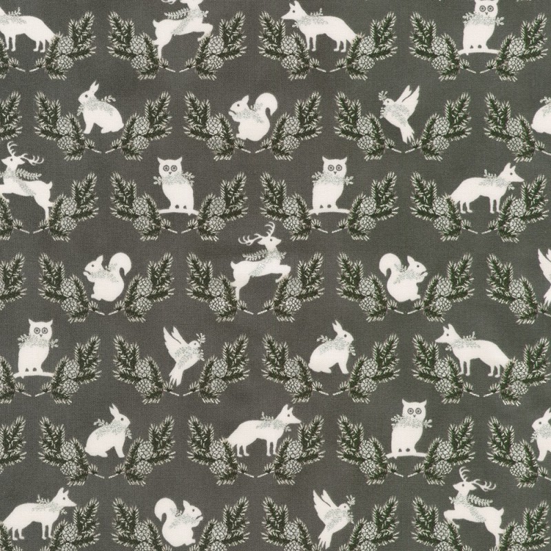 P137-SRKM-23706-184 PATCH. AMERICANO HOLIDAY FLOURISH - FOREST GLEN (59) 110 CM. ALGODON 100% CENIZA/PLATA METALLIC Venta en pie