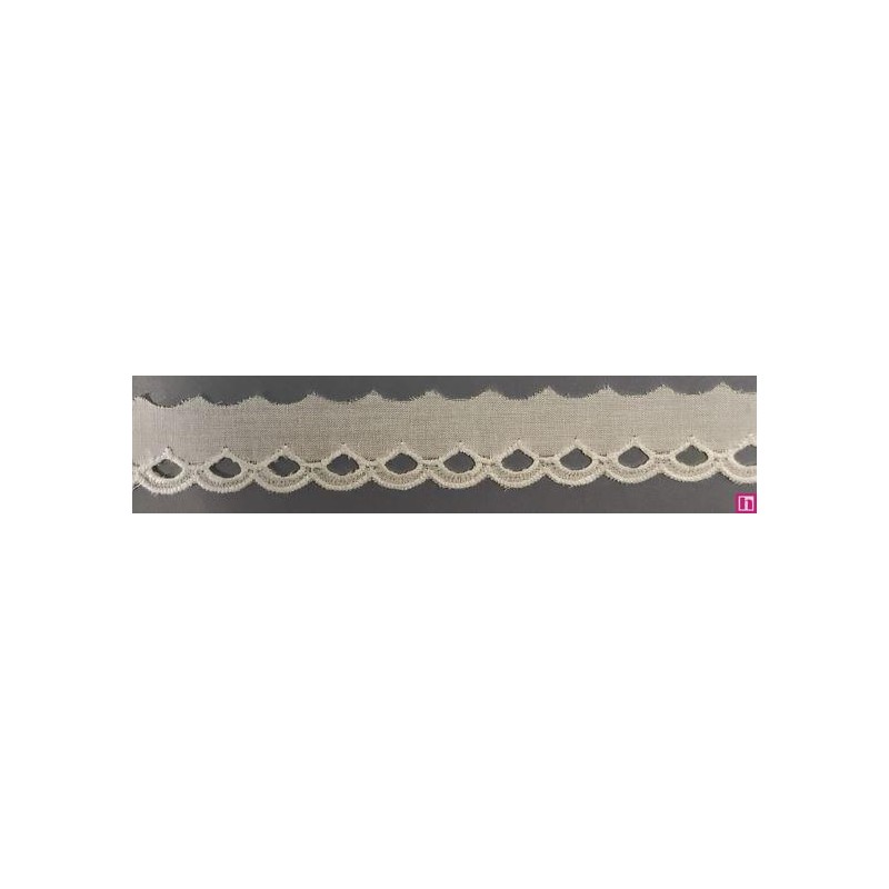 67148 REMATE BATISTA DAILA 12 MM. ALGODON 100% BLANCO Venta en piezas de 13.80 M