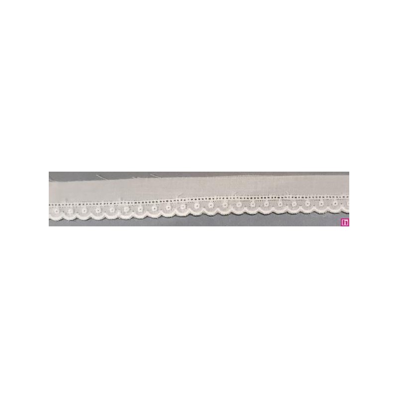 67144 REMATE BATISTA DAILA 9 MM. ALGODON 100% BLANCO Venta en piezas de 13.80 M