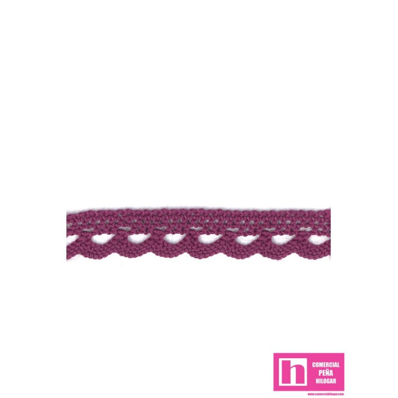 57462 AZAHARA PUNTILLA BOLILLO POLIESTER 100% BERENJENA Venta en piezas de 30.00 M