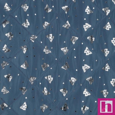 P94-04357-002 ACOLCHADO BUTTERFLY (02) 135 CM. 225 GR/M2. POLIESTER 100% AZUL/PLATA Venta en piezas de 5.00 M